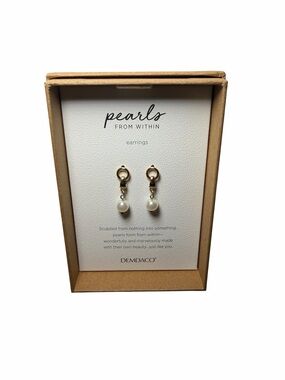 NWT Demdaco Gold-Tone Earrings with White Pearls